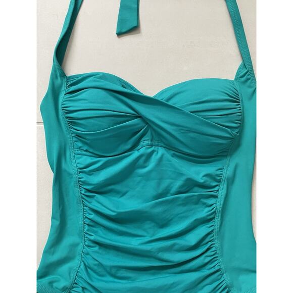 La Blanca Swim One Piece Halter Swimsuit Ruched Swimwear - Picture 2 of 9